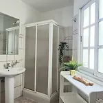 Oton Lägenhet